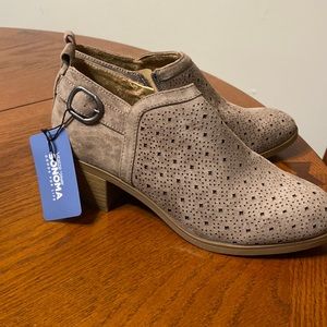 Sonoma Women’s Boots